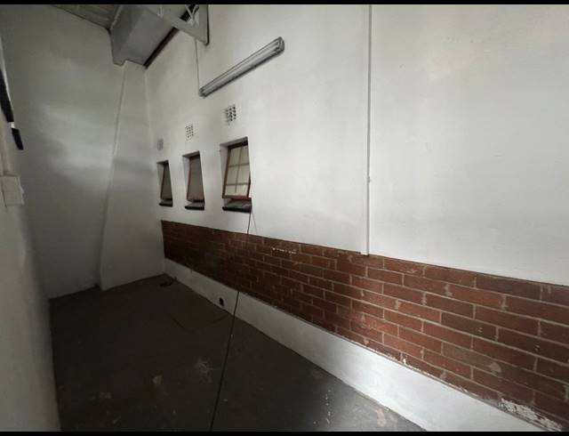 437M² WAREHOUSE TO LET IN SEBENZA